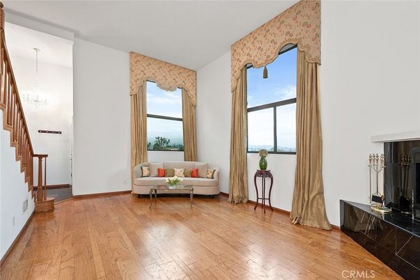 Chandelier, Interior, Living room, Wood Texture Flooring