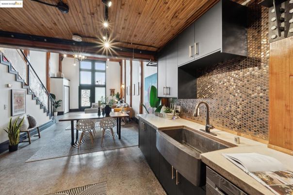 Chandelier, Dining room, Interior, Kitchen, Recessed Lighting, Wooden Ceilings