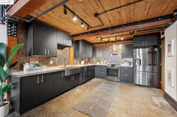 Interior, Kitchen, Stainless Steel Appliances, Wooden Beams, Wooden Ceilings