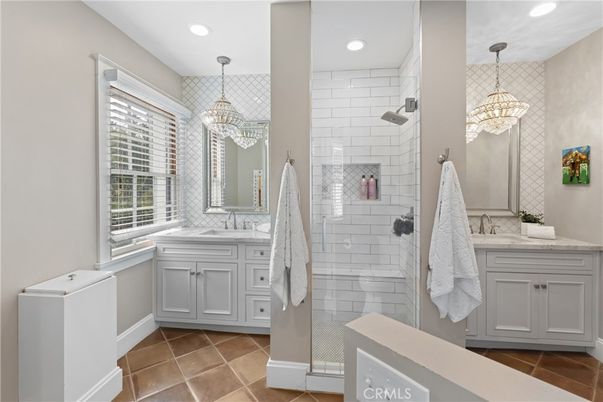 Bathroom, Interior, Pendant Lights, Recessed Lighting