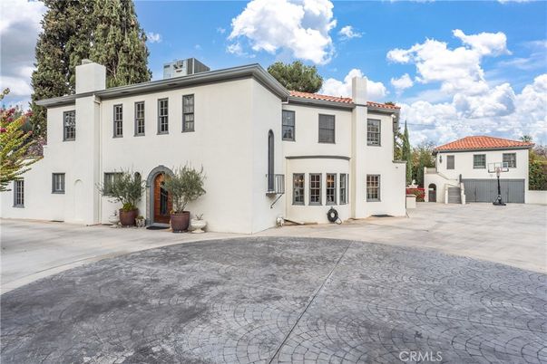 Backyard, Exterior, Facade, Spanish Mediterranean
