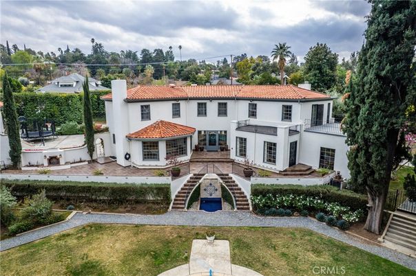Backyard, Exterior, Facade, Spanish Mediterranean