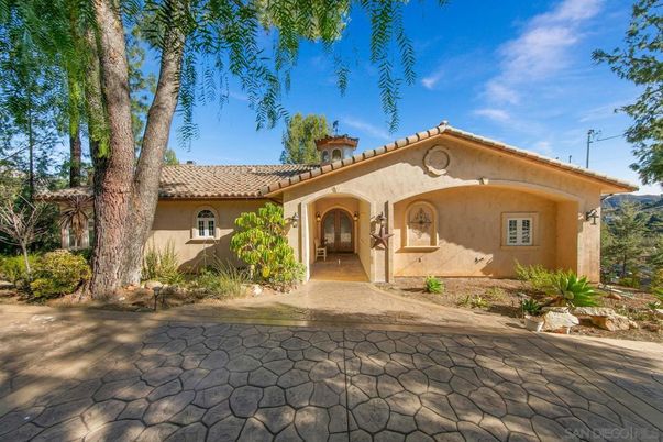 Backyard, Exterior, Facade, Mediterranean