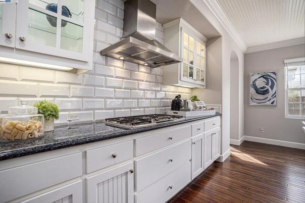 Interior, Kitchen, Stainless Steel Appliances, Wood Texture Flooring