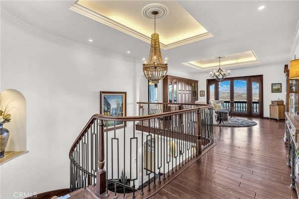Chandelier, Interior, Recessed Lighting, Wood Texture Flooring