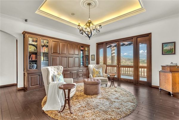 Chandelier, Interior, Wood Texture Flooring