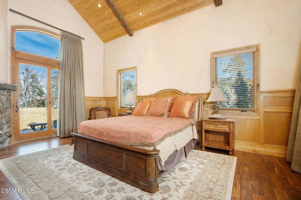 Bedroom, Interior, Recessed Lighting, Wooden Beams, Wooden Ceilings, Wood Texture Flooring