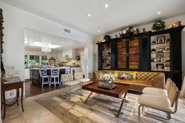 Chandelier, Interior, Kitchen, Living room, Recessed Lighting, Wood Texture Flooring