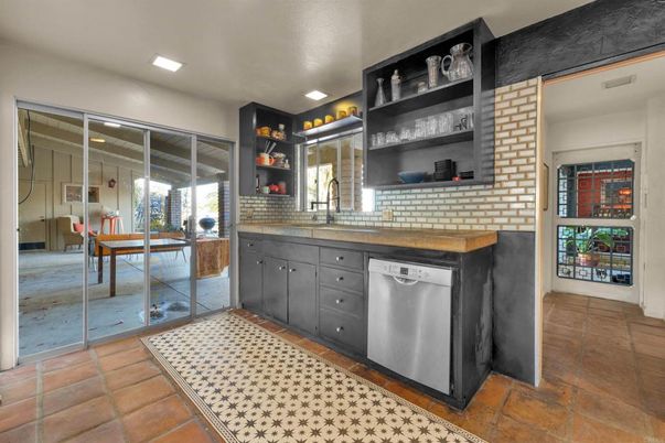 Dining room, Interior, Kitchen, Recessed Lighting