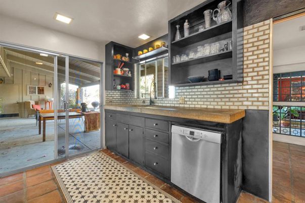 Dining room, Interior, Kitchen, Recessed Lighting, Stainless Steel Appliances