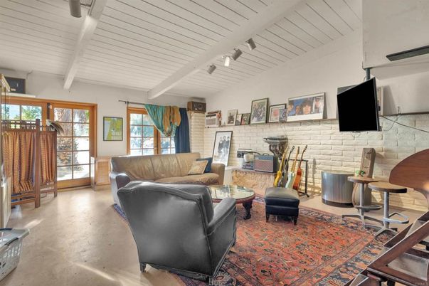 Fitness Equipment, Interior, Living room, Stone Walls