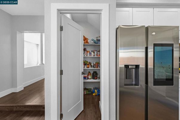 Interior, Stainless Steel Appliances, Wood Texture Flooring