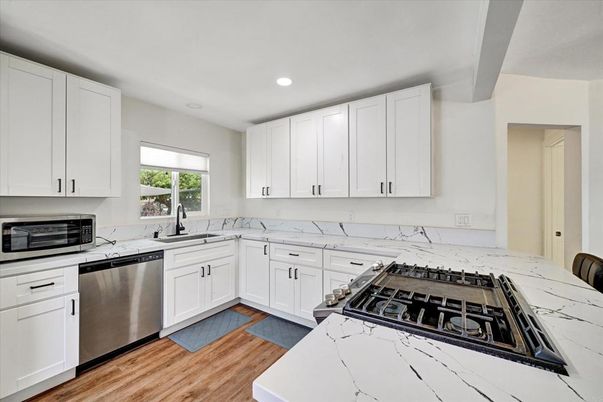 Interior, Kitchen, Recessed Lighting, Wood Texture Flooring