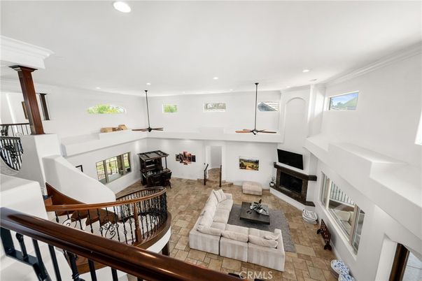 Fireplace, Interior, Living room, Recessed Lighting