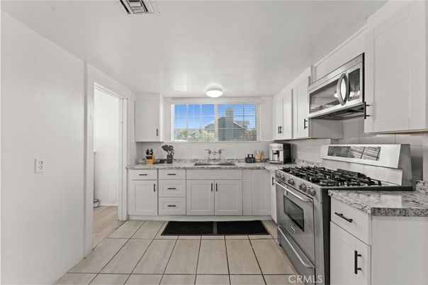 Interior, Kitchen, Stainless Steel Appliances