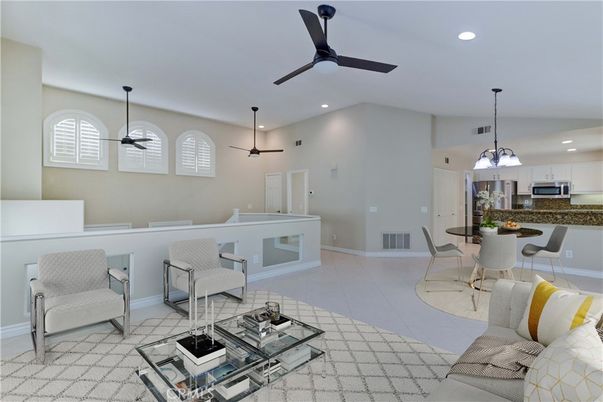 Dining room, Interior, Kitchen, Pendant Lights, Recessed Lighting, Stainless Steel Appliances