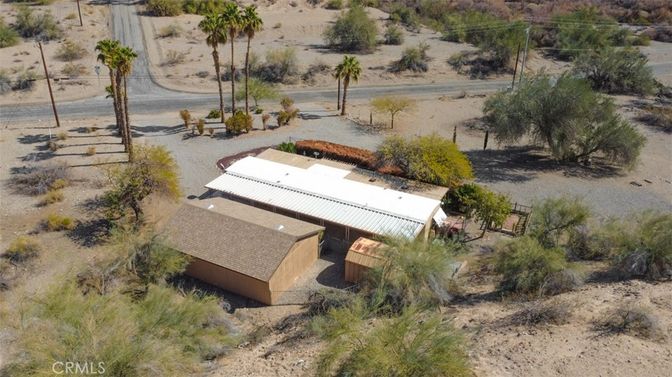 Exterior, Drone