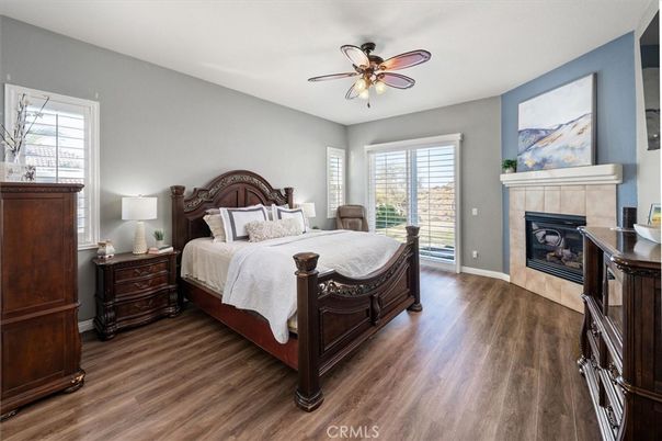 Bedroom, Fireplace, Interior, Wood Texture Flooring
