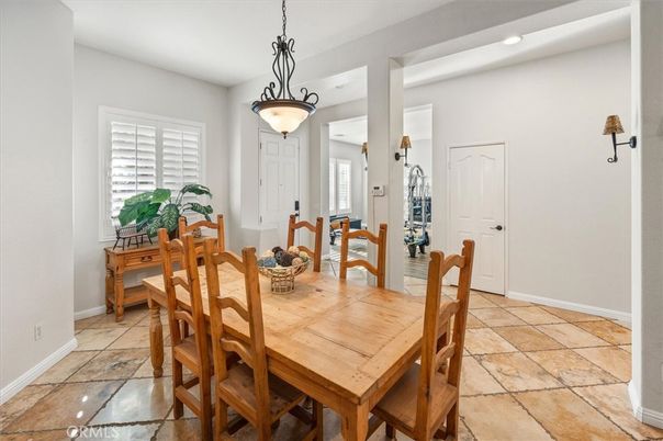 Dining room, Interior, Pendant Lights, Recessed Lighting