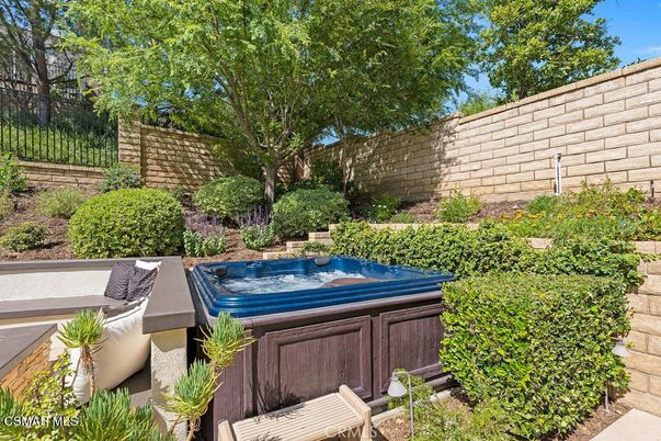 Exterior, Hot Tub