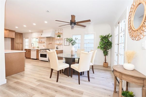 Dining room, Interior, Kitchen, Recessed Lighting, Wood Texture Flooring