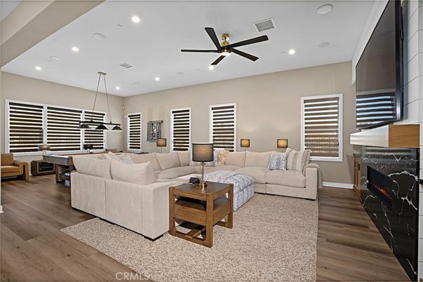 Fireplace, Interior, Living room, Pendant Lights, Recessed Lighting, Wood Texture Flooring