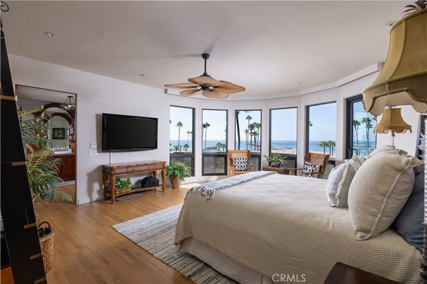 Bedroom, Interior, Water, Wood Texture Flooring