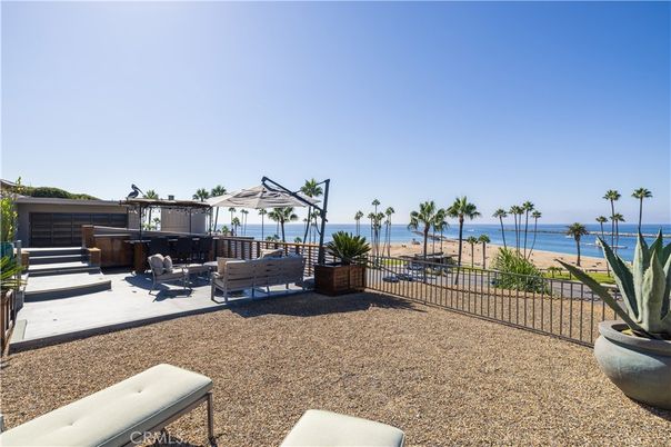 Backyard, Exterior, Water