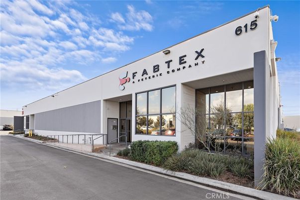 Exterior, Facade, None