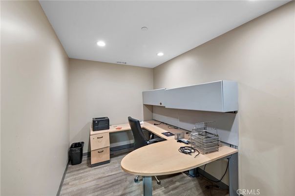 Home Office, Interior, Recessed Lighting, Wood Texture Flooring