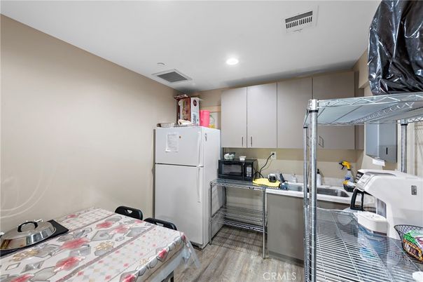 Interior, Kitchen, Recessed Lighting