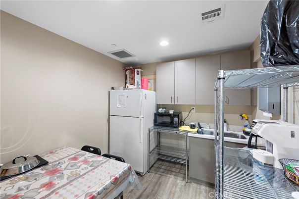 Interior, Kitchen, Recessed Lighting
