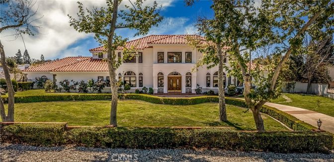 Backyard, Exterior, Facade, Mediterranean