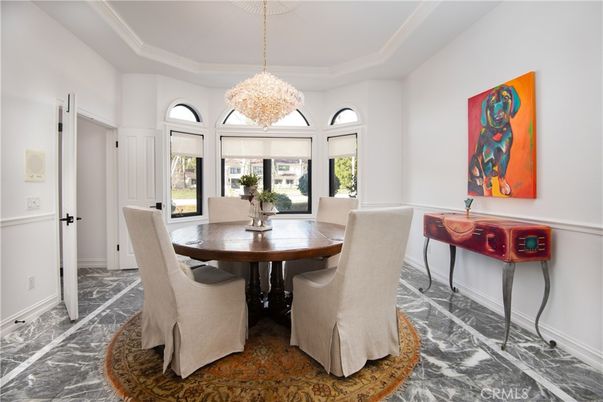 Chandelier, Dining room, Interior