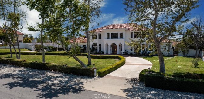 Backyard, Exterior, Facade, Mediterranean