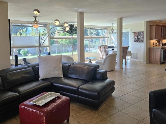 Dining room, Interior, Living room, Pendant Lights