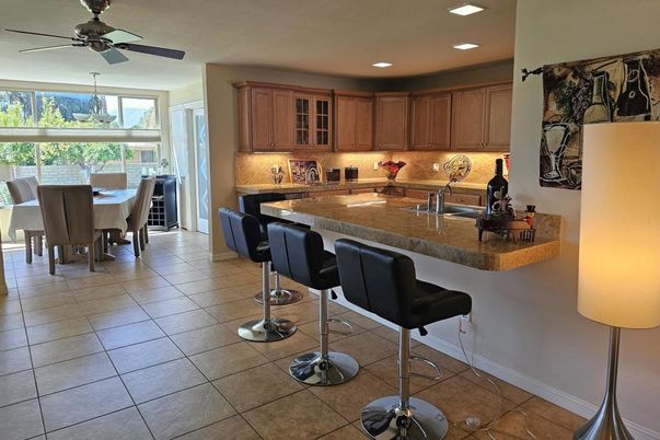 Dining room, Interior, Kitchen, Recessed Lighting