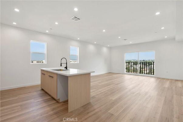 Empty room, Interior, Kitchen, Recessed Lighting, Wood Texture Flooring