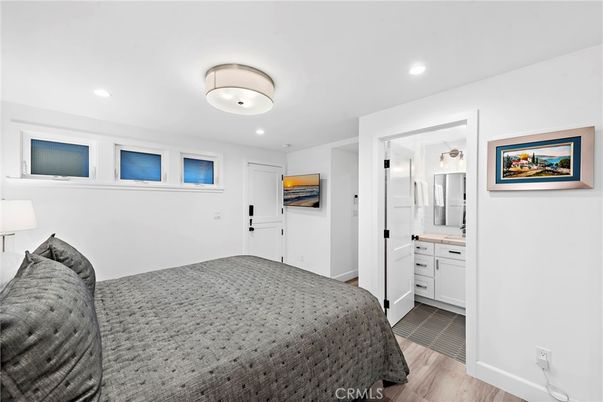 Bathroom, Bedroom, Interior, Recessed Lighting, Wood Texture Flooring