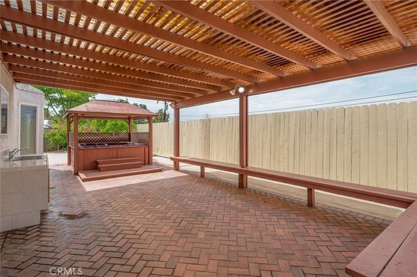 Exterior, Hot Tub
