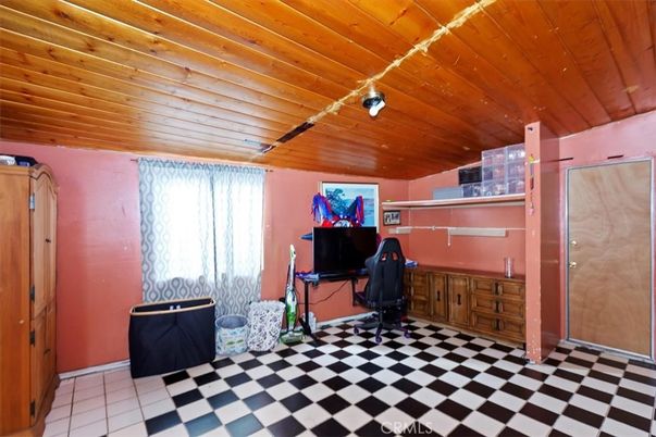 Home Office, Interior, Wooden Ceilings