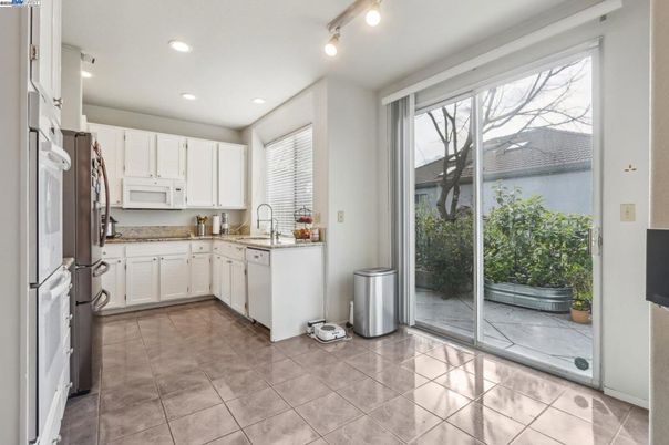 Interior, Kitchen, Recessed Lighting