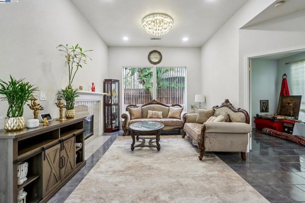 Chandelier, Fireplace, Interior, Living room, Recessed Lighting