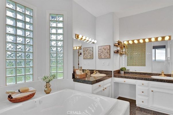 Bathroom, Dual Sink Vanities, Interior