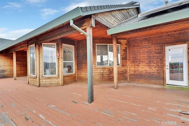 Exterior, Wooden Walls