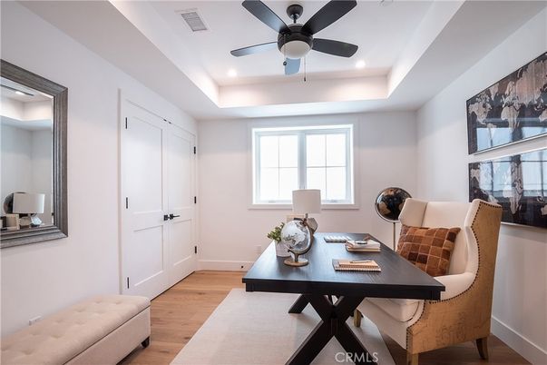 Home Office, Interior, Recessed Lighting, Wood Texture Flooring