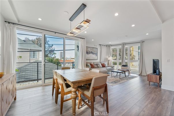 Dining room, Interior, Living room, Pendant Lights, Recessed Lighting, Wood Texture Flooring
