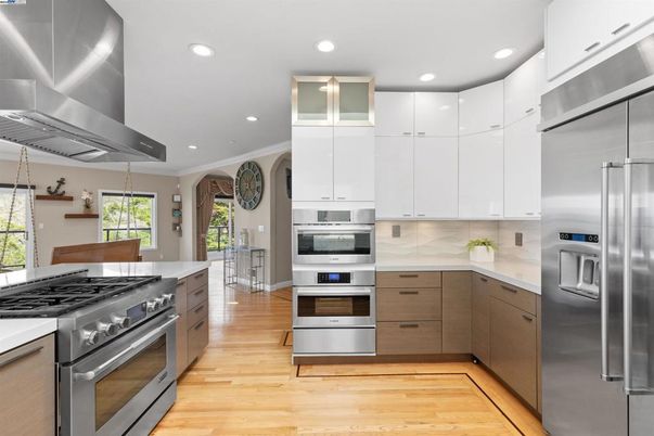 Interior, Kitchen, Recessed Lighting, Stainless Steel Appliances, Wood Texture Flooring