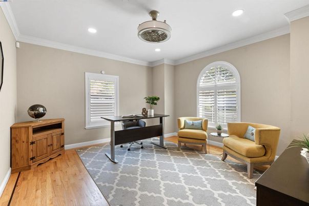 Home Office, Interior, Recessed Lighting, Wood Texture Flooring