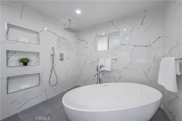 Bathroom, Free Standing Baths, Interior, Marble Walls, Recessed Lighting